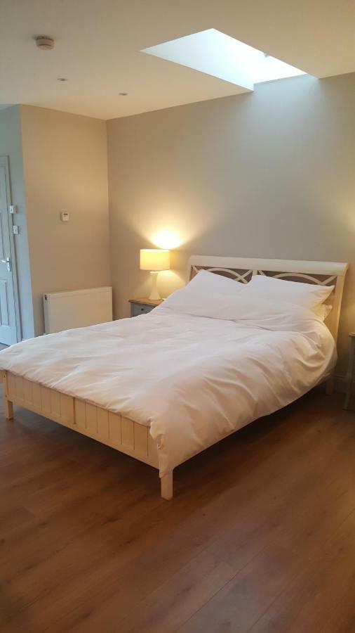 Appartement Ballinacarrick à Ballynacarrick Upper Extérieur photo